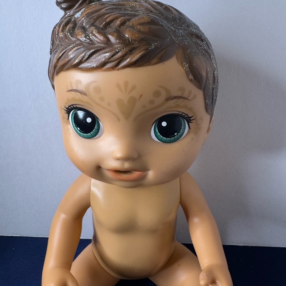 Baby Alive Doll with bath toy ! Fast Shipping  EUC - Picture 3 of 13